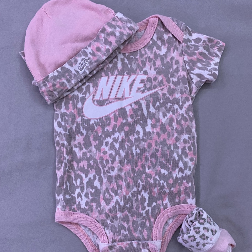 Nike baby set